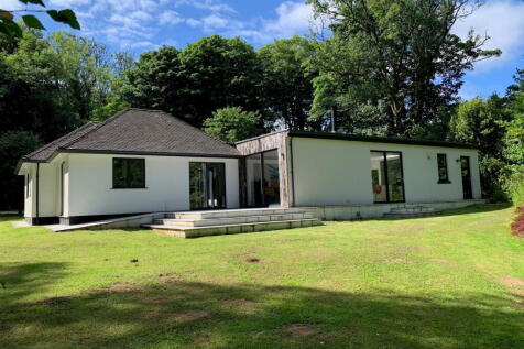 Carclew Road, Mylor, Falmouth 4 bed house for sale