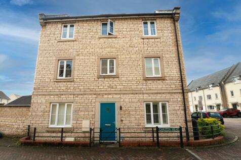 4 bedroom terraced house for sale