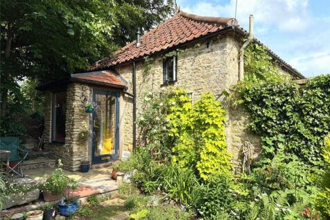 2 bedroom house for sale