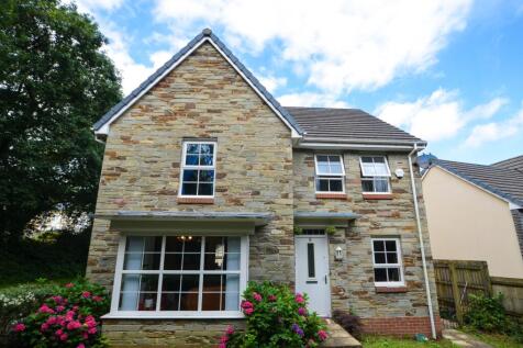 6 Mudge Walk, Bodmin, PL31 2GJ 4 bed detached house for sale