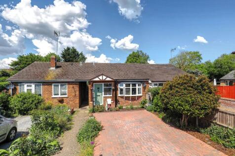 1 bedroom terraced bungalow for sale