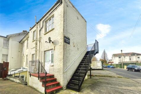 Palmerston Road, Shanklin, Isle of Wight 2 bed maisonette for sale