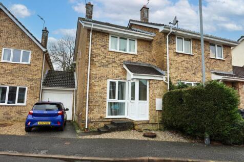 Penmere Road, St Austell, PL25 2 bed semi