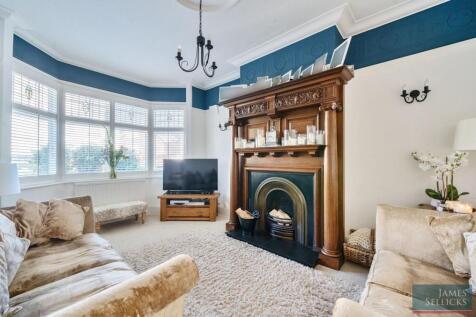Dovedale Road, Stoneygate, Leicester 3 bed end of terrace house for sale