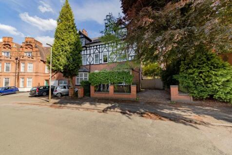 St. Johns Road, Stoneygate, Leicester 5 bed semi