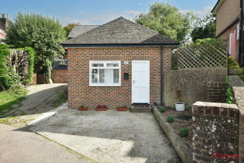 1 bedroom semi-detached house for sale