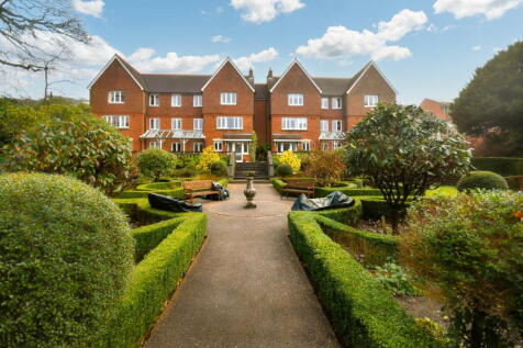 Chartwell Lodge, Bishops Down Road... 2 bed flat for sale