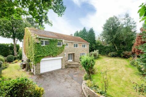 6 bedroom detached house for sale