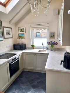 Smithy Hill, Upper Denby, HD8 2 bed cottage for sale