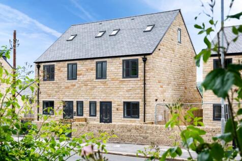 Woodland Grove, Holmfirth, HD9 3 bed semi