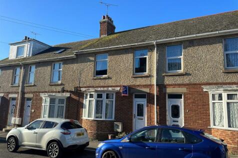 St. Georges Estate Road, Portland 3 bed terraced house for sale