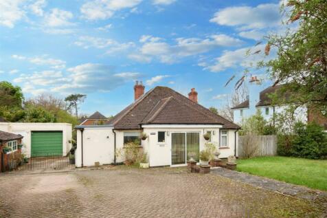 3 bedroom detached bungalow for sale