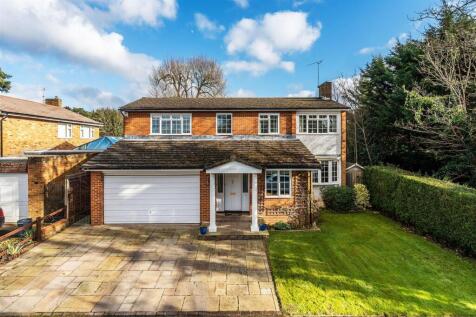 OLDFIELD GARDENS, ASHTEAD, KT21 4 bed detached house for sale