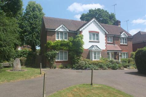 QUARRY GARDENS, LEATHERHEAD, KT22 5 bed detached house for sale