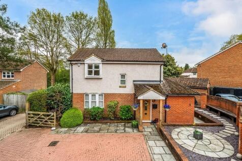 BAKERS WAY, CAPEL, RH5 3 bed detached house for sale