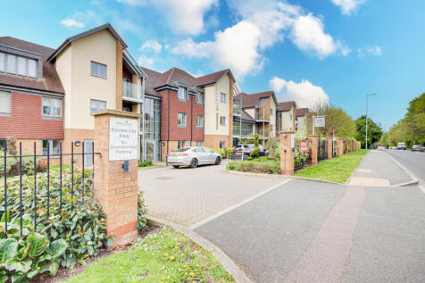 London Road, St Albans, AL1 2 bed flat for sale