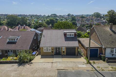 Sherwood Road, Seaford 5 bed detached house for sale