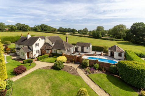 Rugeley Road, Burntwood 4 bed detached house for sale