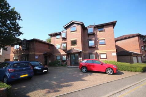 York Road, Broadstone, Dorset, BH18 2 bed apartment for sale