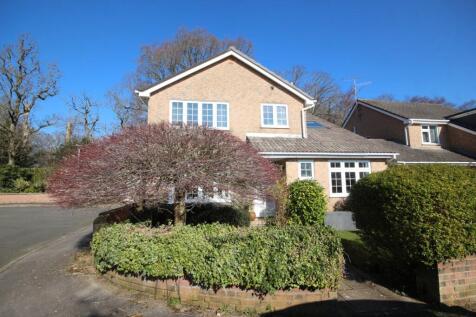 Thorn Road, Poole, Dorset, BH17 4 bed detached house for sale