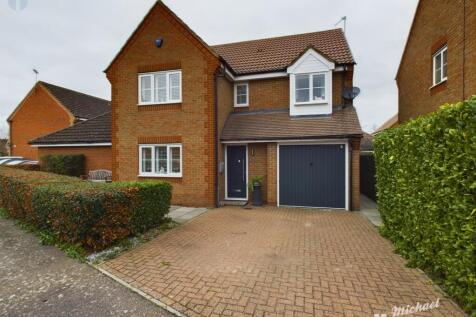 Hinds Way, Aylesbury, HP21 8FS 4 bed detached house for sale