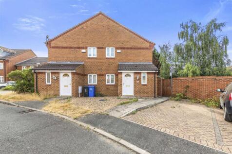 1 bedroom end of terrace house for sale