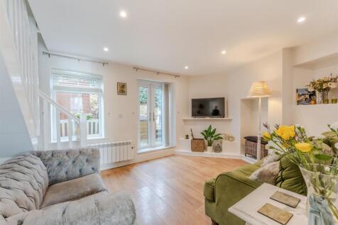 2 bedroom end of terrace house for sale