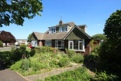 3 bedroom semi-detached bungalow for sale