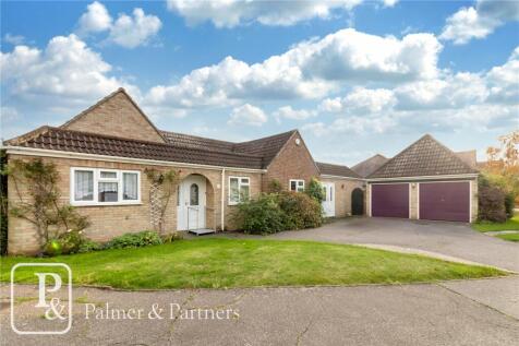 Broad Oaks Park, St Johns... 5 bed bungalow for sale