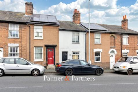 Ipswich Road, Colchester, Essex, CO1 2 bed terraced house for sale