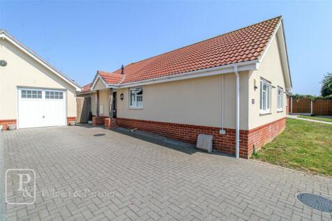 3 bedroom bungalow for sale