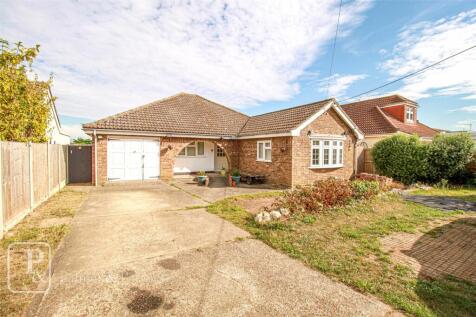 Point Clear Road, St. Osyth... 4 bed bungalow for sale