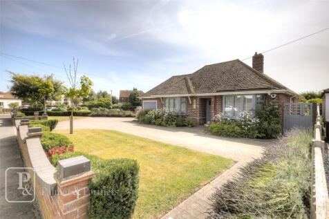 2 bedroom bungalow for sale