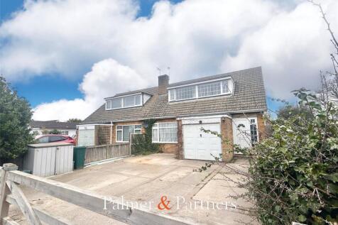 Feverills Road, Little Clacton... 4 bed semi