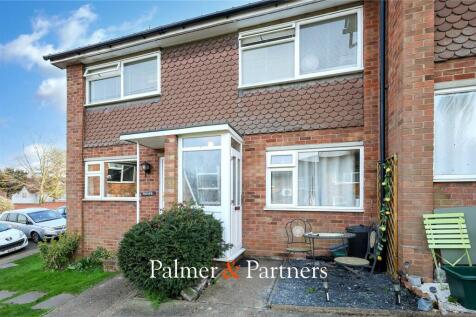 Grantham Court, Riverside... 2 bed maisonette for sale