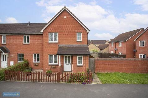 Chantilly Walk, Bridgwater 3 bed end of terrace house for sale