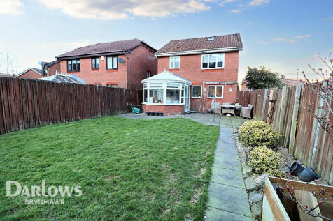 Augusta Park, Ebbw Vale 3 bed detached house for sale