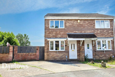 2 bedroom semi-detached house for sale