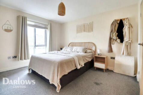 Overstone Court, Cardiff 2 bed apartment for sale