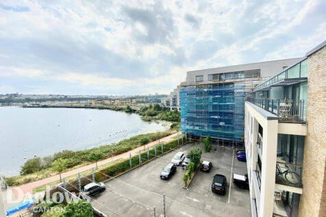 Ferry Court, CARDIFF 2 bed apartment for sale