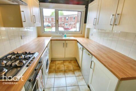 Glaslyn Court, Cwmbran 3 bed terraced house for sale