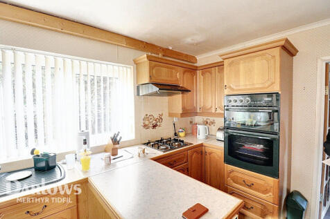 Cwm Glo Road, Merthyr Tydfil 4 bed semi