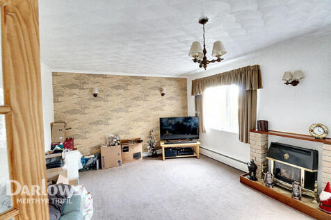 Cwm Glo Road, Merthyr Tydfil 4 bed semi