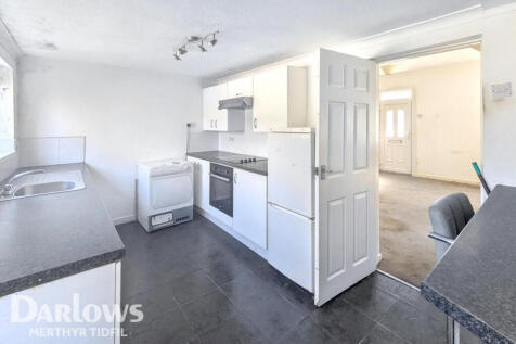 Angus Street, Aberfan, Merthyr Tydfil 2 bed terraced house for sale