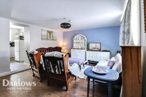 Cardiff Road, Aberdare 2 bed end of terrace house for sale