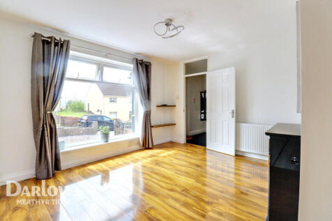 Mitchell Crescent, Merthyr Tydfil 3 bed semi
