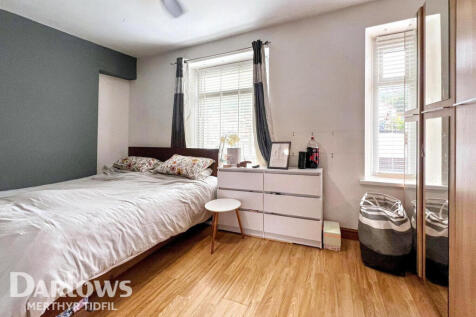 Cottrell Street, Aberfan, Merthyr Tydfil 2 bed terraced house for sale