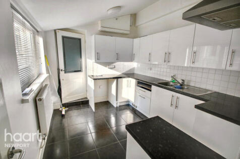 Langstone, Newport 3 bed terraced house for sale