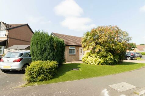 2 bedroom semi-detached bungalow for sale