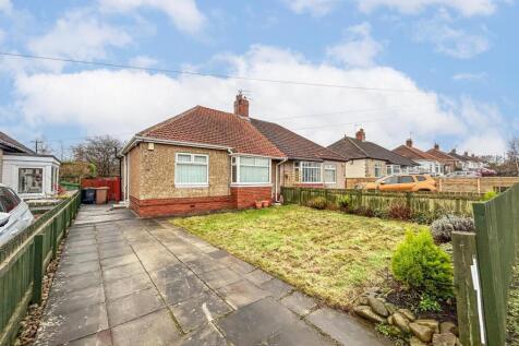 2 bedroom semi-detached bungalow for sale
